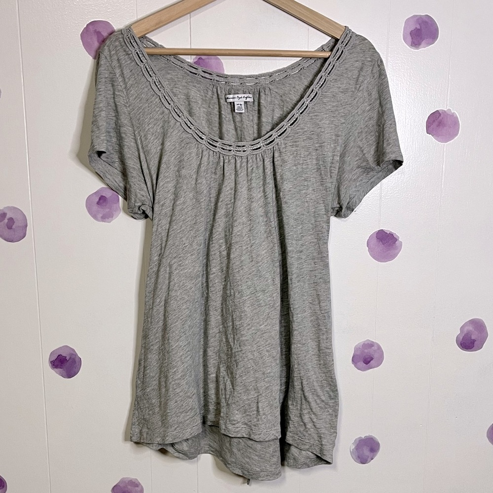 American Eagle Outfitters Gray Short-Sleeve Scoop Neck Top